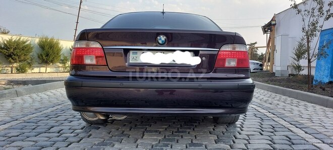 BMW 528 1999, 267,000 km - 2.8 l - Bakı