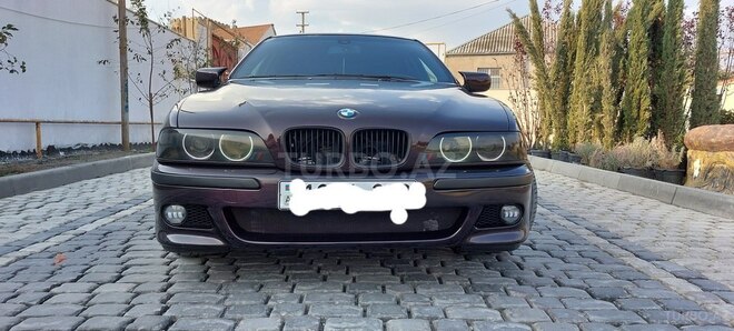 BMW 528 1999, 267,000 km - 2.8 l - Bakı