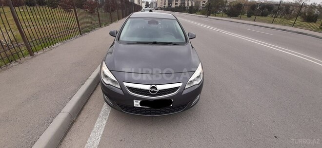Opel Astra 2011, 221,805 km - 1.3 l - Bakı