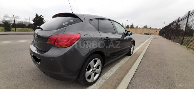 Opel Astra 2011, 221,805 km - 1.3 l - Bakı