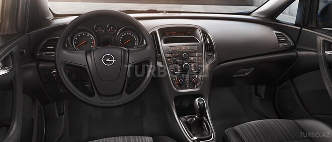 Opel Astra 2011, 221,805 km - 1.3 l - Bakı