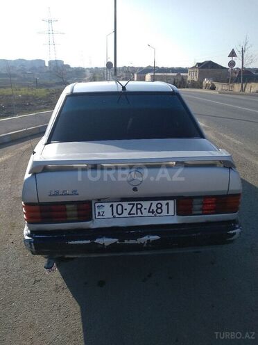 Mercedes 190 1990, 123,456 km - 1.8 l - Bakı