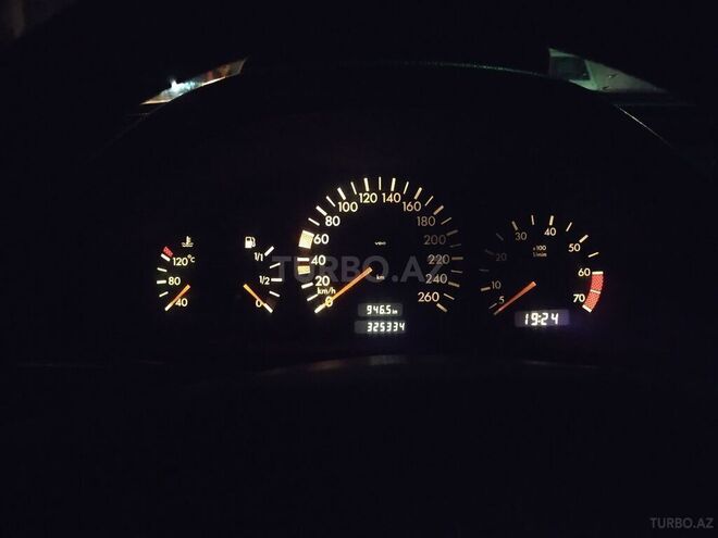 Mercedes C 240 1998, 326,000 km - 2.4 l - Sumqayıt