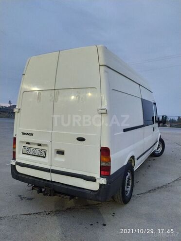 Ford Transit 2003, 390,000 km - 2.4 l - Quba