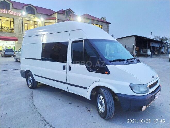 Ford Transit 2003, 390,000 km - 2.4 l - Quba