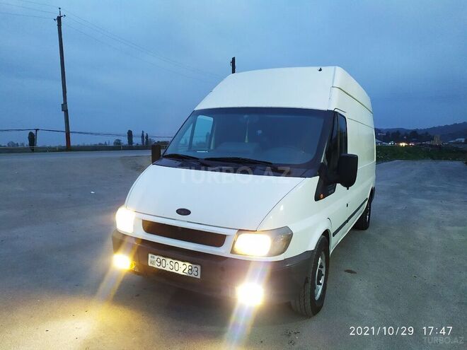Ford Transit 2003, 390,000 km - 2.4 l - Quba
