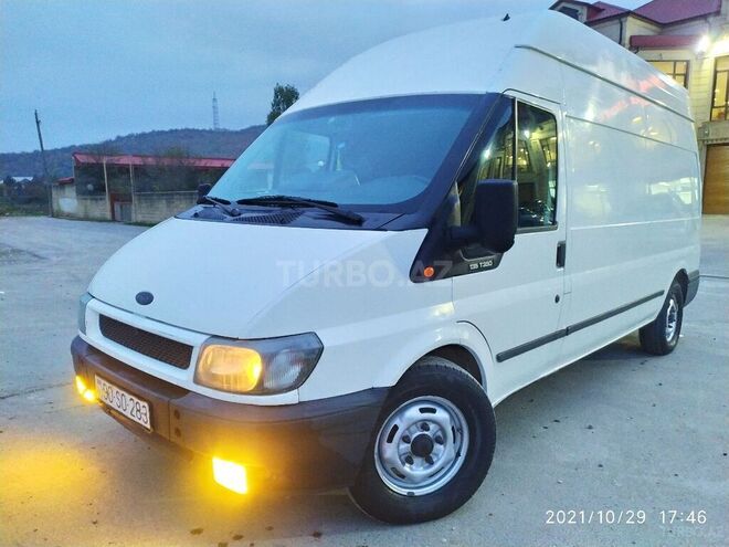 Ford Transit 2003, 390,000 km - 2.4 l - Quba