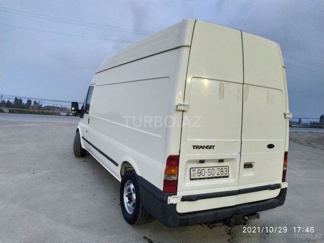 Ford Transit 2003, 390,000 km - 2.4 l - Quba