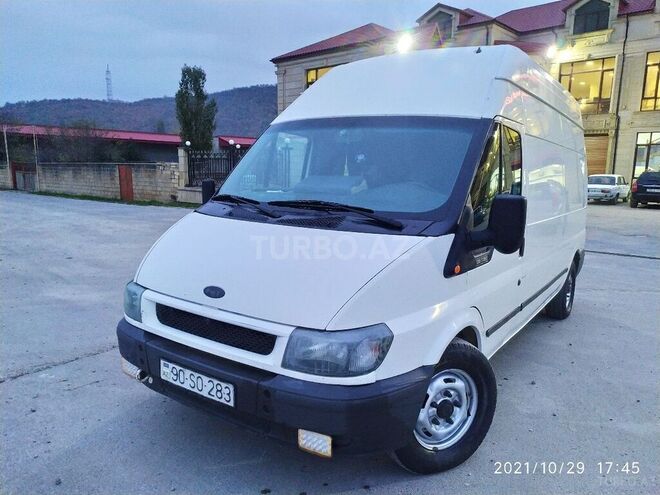 Ford Transit 2003, 390,000 km - 2.4 l - Quba
