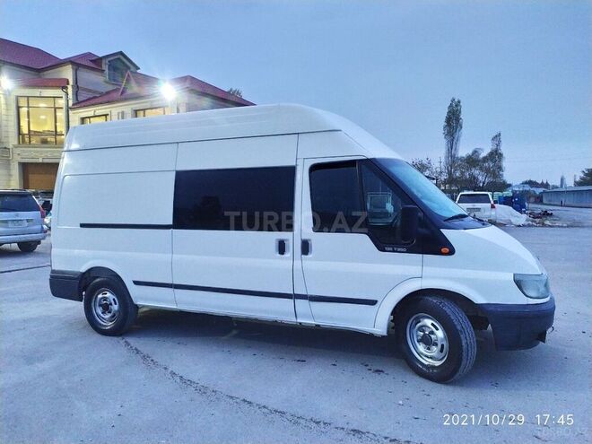 Ford Transit 2003, 390,000 km - 2.4 l - Quba