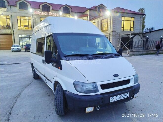 Ford Transit 2003, 390,000 km - 2.4 l - Quba