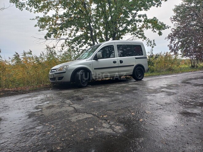 Opel Combo 2008, 105,850 km - 1.3 l - Xaçmaz