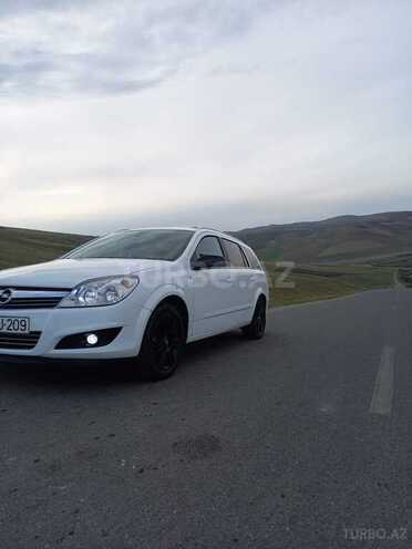 Opel Astra 2008, 188,000 km - 1.6 l - Göyçay