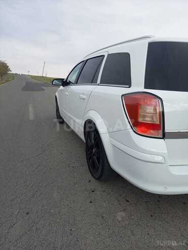 Opel Astra 2008, 188,000 km - 1.6 l - Göyçay
