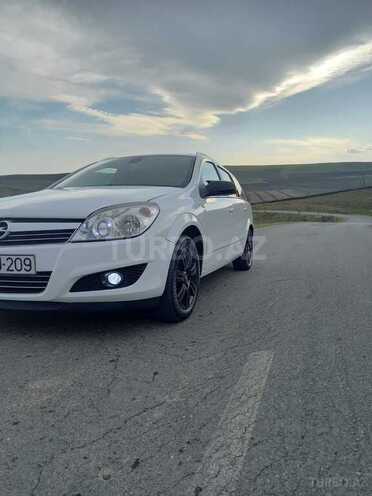 Opel Astra 2008, 188,000 km - 1.6 l - Göyçay