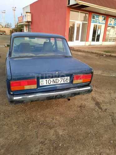 LADA (VAZ) 2107 2004, 45,239 km - 1.6 l - Salyan