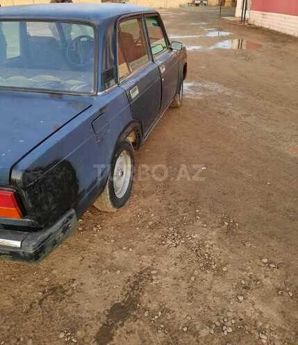 LADA (VAZ) 2107 2004, 45,239 km - 1.6 l - Salyan
