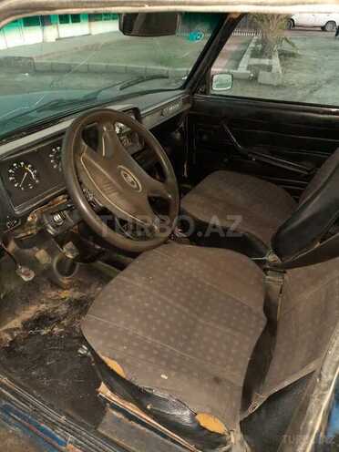 LADA (VAZ) 2107 2004, 45,239 km - 1.6 l - Salyan