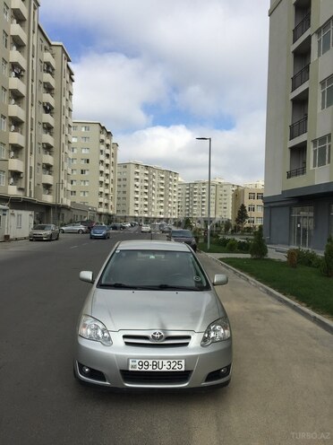Toyota Corolla 2004, 230,000 km - 1.4 l - Bakı