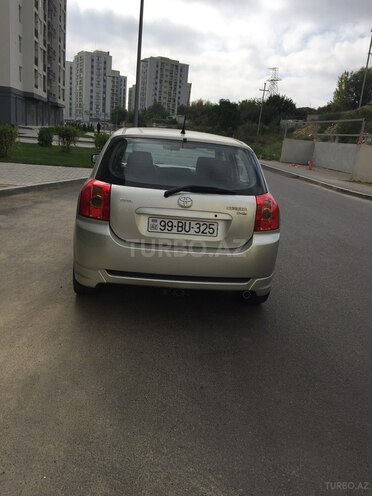 Toyota Corolla 2004, 230,000 km - 1.4 l - Bakı