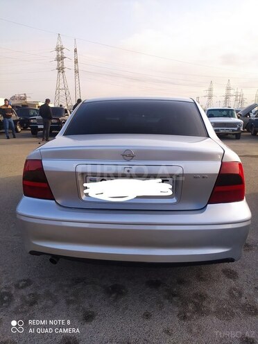 Opel Vectra 1999, 299,000 km - 1.6 l - Bakı