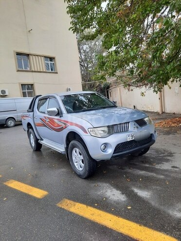 Mitsubishi L200 2008, 168,144 km - 2.5 l - Bakı