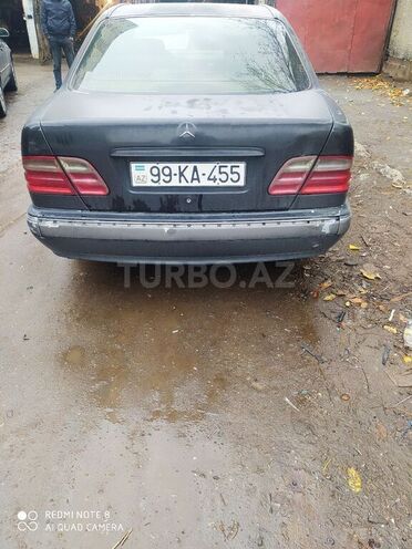 Mercedes E 220 1999, 350,000 km - 2.2 l - Bakı