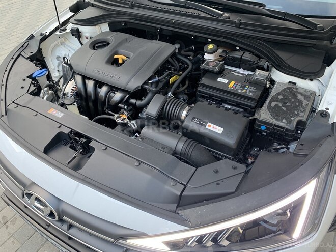 Hyundai Elantra 2019, 35,000 km - 2.0 l - Bakı