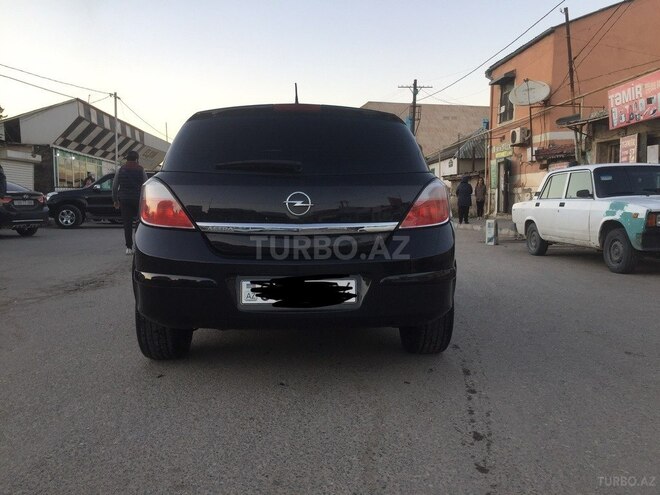 Opel Astra 2005, 192,000 km - 1.4 л - Bakı