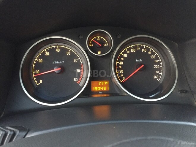 Opel Astra 2005, 192,000 km - 1.4 л - Bakı
