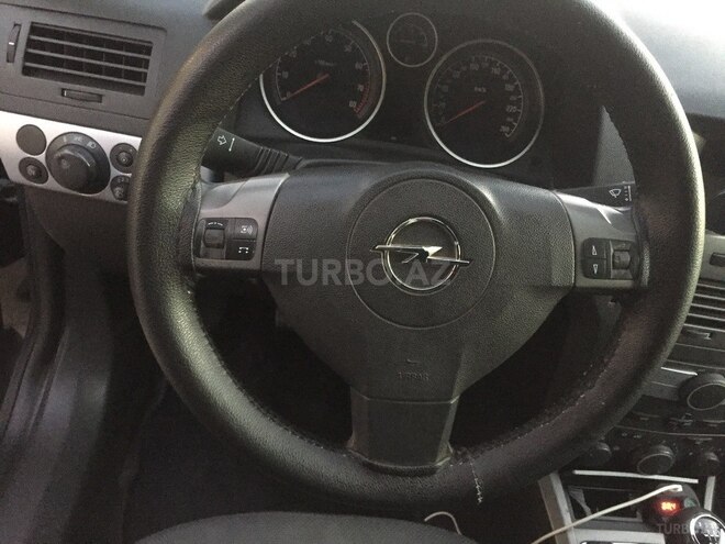 Opel Astra 2005, 192,000 km - 1.4 л - Bakı