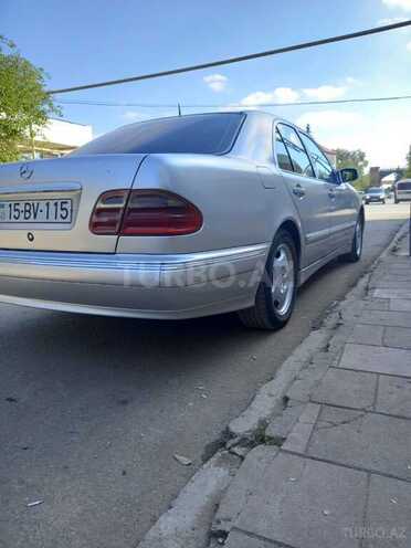 Mercedes E 220 2001, 283,000 km - 2.2 l - Cəlilabad