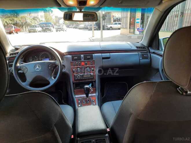 Mercedes E 220 2001, 283,000 km - 2.2 l - Cəlilabad