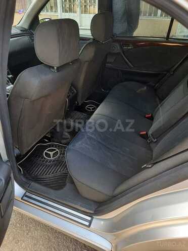 Mercedes E 220 2001, 283,000 km - 2.2 l - Cəlilabad