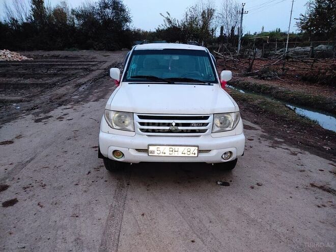 Mitsubishi Pajero io 2002, 258,078 km - 2.0 л - Şirvan