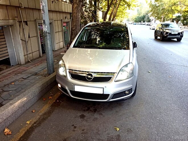Opel Zafira 2007, 180,000 km - 1.9 л - Bakı