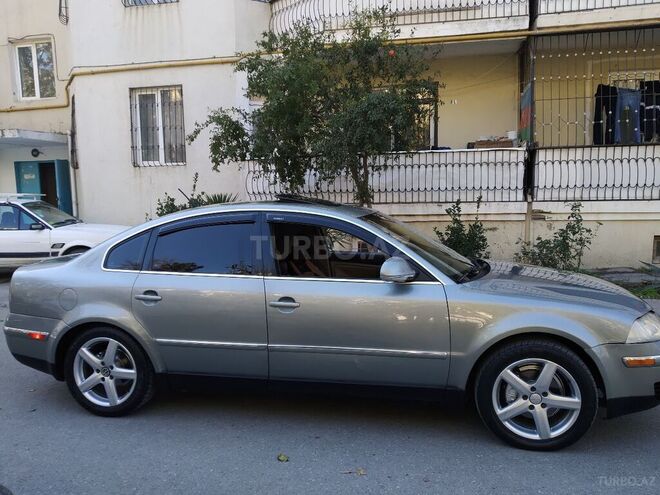 Volkswagen Passat 2004, 305,250 km - 1.8 l - Bakı