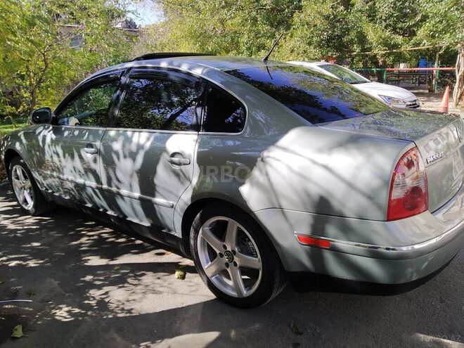 Volkswagen Passat 2004, 305,250 km - 1.8 l - Bakı