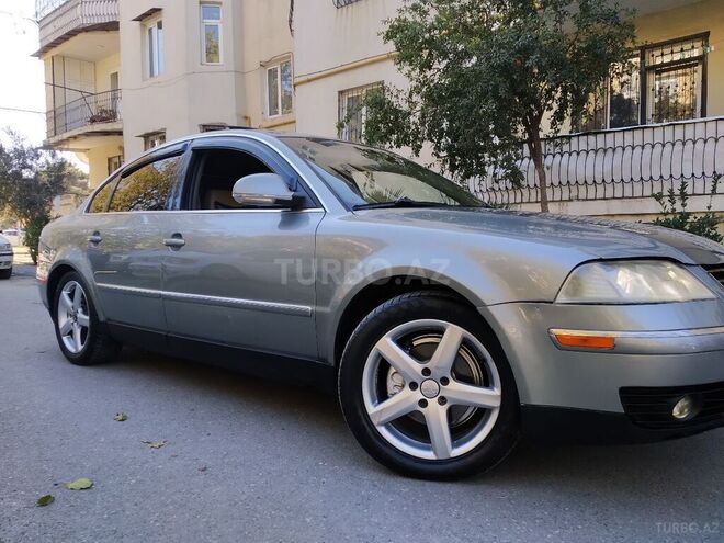 Volkswagen Passat 2004, 305,250 km - 1.8 l - Bakı