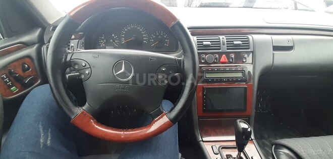 Mercedes E 240 2000, 288,888 km - 2.4 l - Bakı