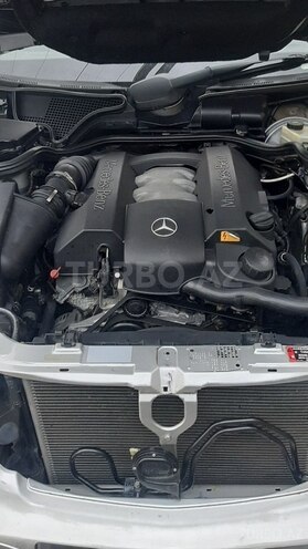 Mercedes E 240 2000, 288,888 km - 2.4 l - Bakı