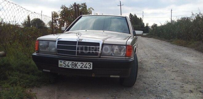 Mercedes 190 1991, 445,000 km - 2.0 l - Sabirabad