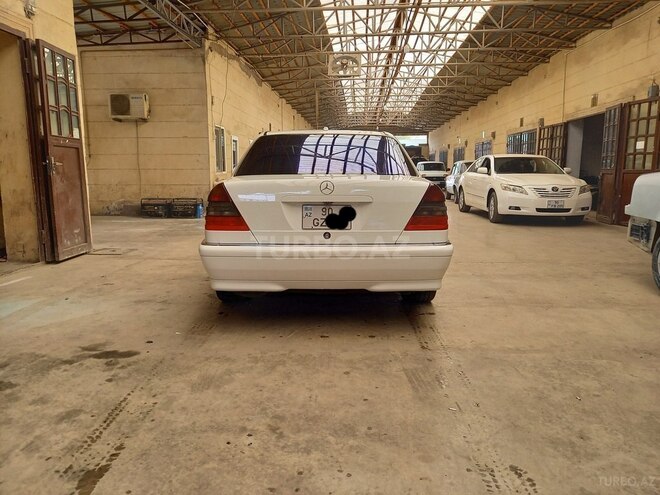 Mercedes C 230 2000, 320,000 km - 2.3 l - Sabirabad