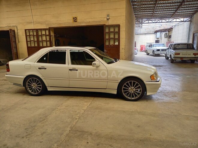 Mercedes C 230 2000, 320,000 km - 2.3 l - Sabirabad
