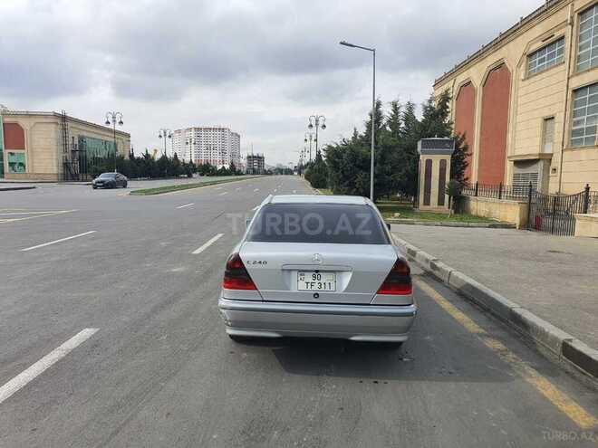 Mercedes C 240 1997, 179,000 km - 2.4 l - Bakı