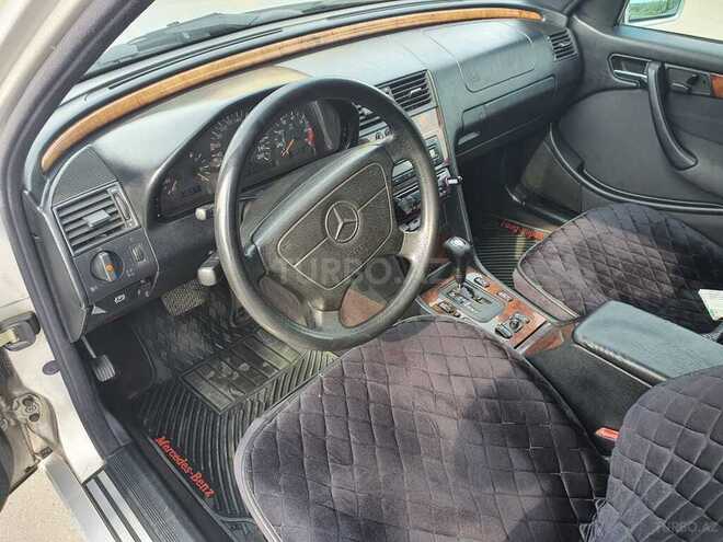 Mercedes C 240 1997, 179,000 km - 2.4 l - Bakı