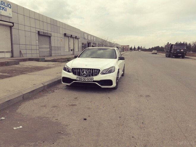 Mercedes E 350 2013, 106,000 km - 3.5 л - Mingəçevir