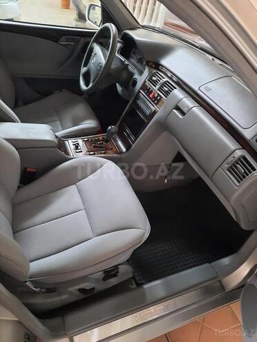 Mercedes E 320 1999, 274,000 km - 3.2 l - Şəmkir