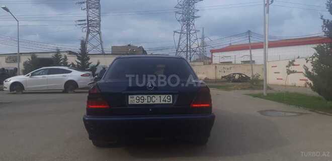 Mercedes C 220 2000, 486,566 km - 2.2 l - Sumqayıt