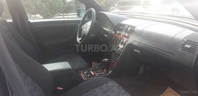 Mercedes C 220 2000, 486,566 km - 2.2 l - Sumqayıt